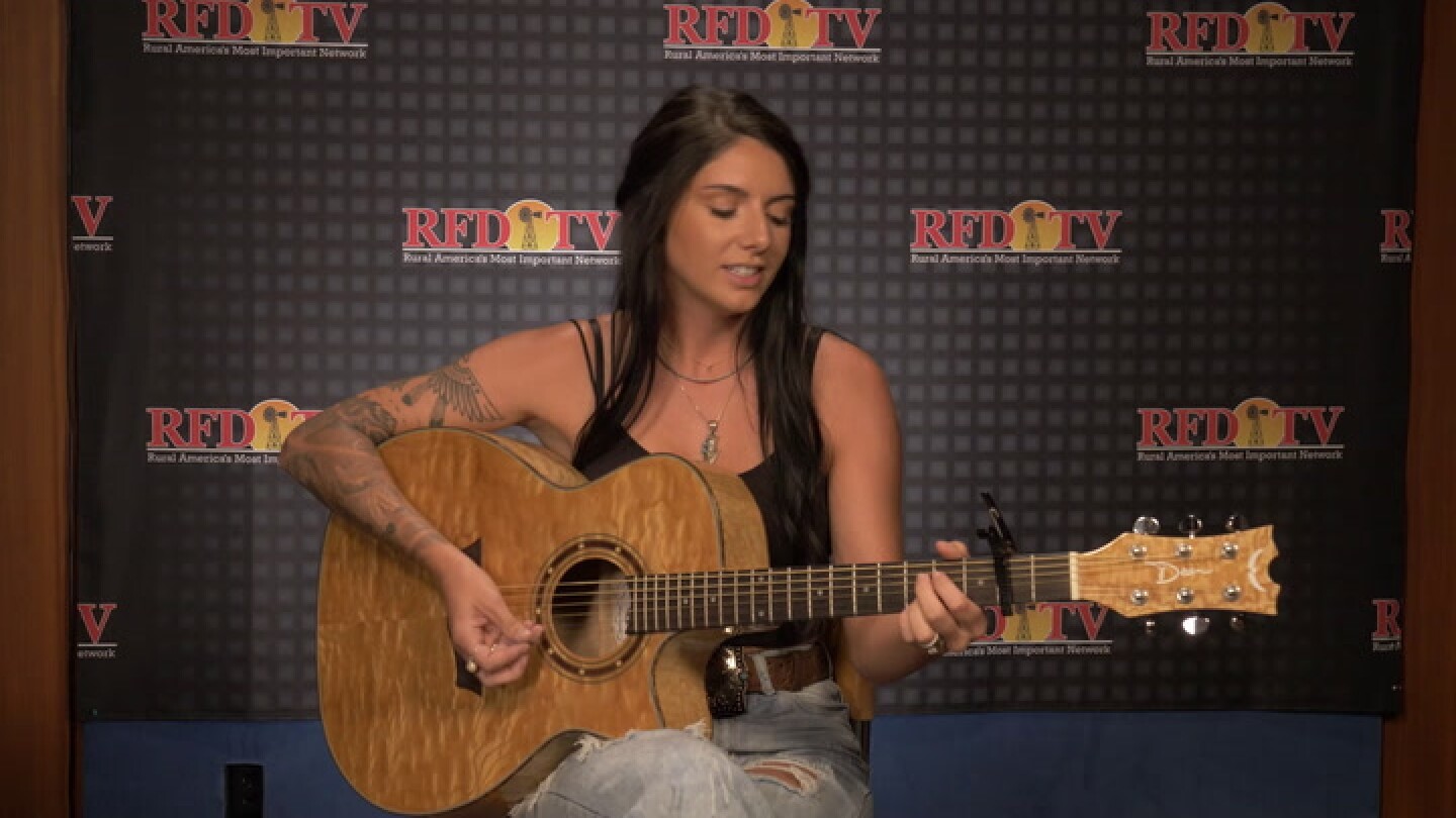 Autumn Brooke Music Square Session - RFD-TV